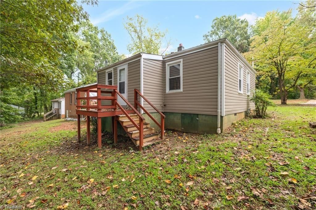 Photo of 905 Mint Avenue, High Point, NC 27260 (MLS # 1207887)