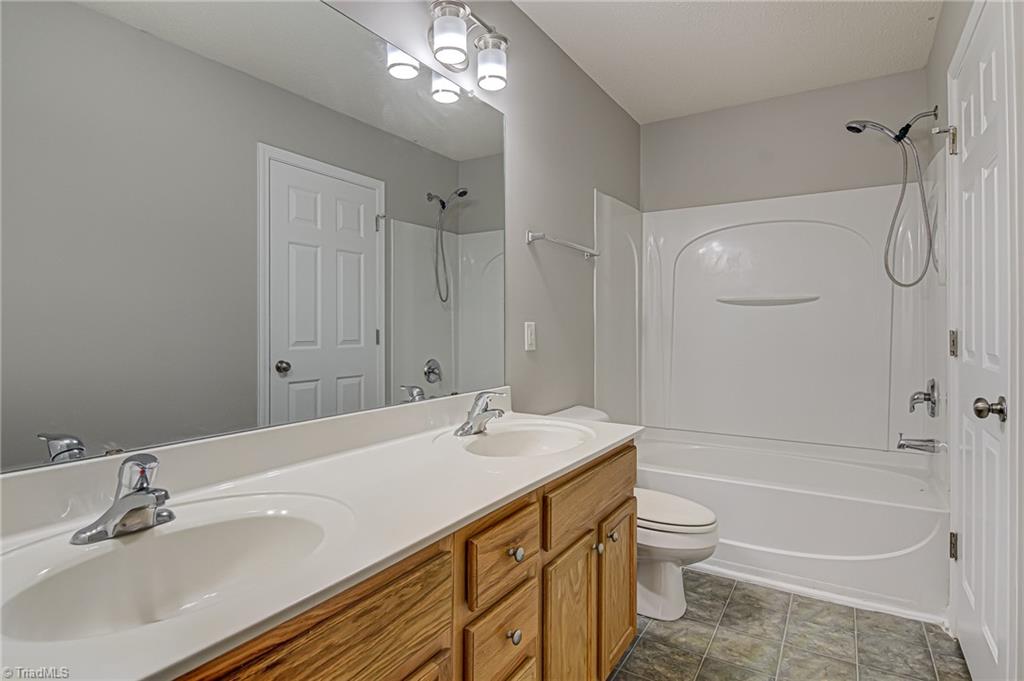 Photo 12 of 24 of 1931 Ray Alexander Drive townhome