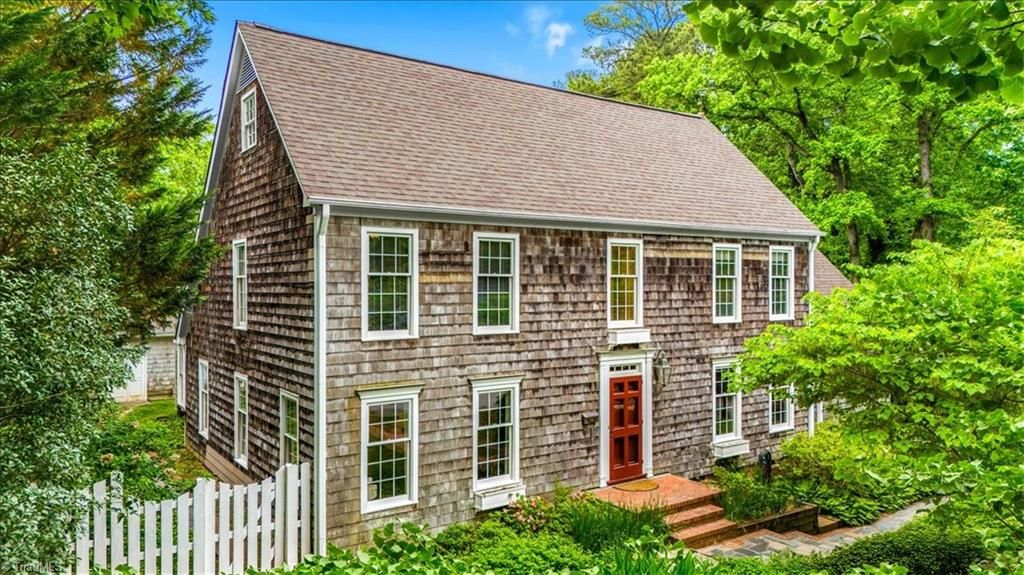 Photo of 2109 Medford Lane, Greensboro, NC 27408 (MLS # 1218699)