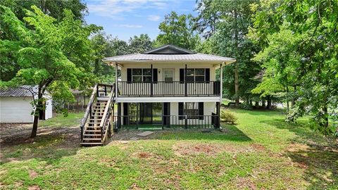 Photo of 326 Coleman Drive, Lexington, NC 27292 (MLS # 1229223)
