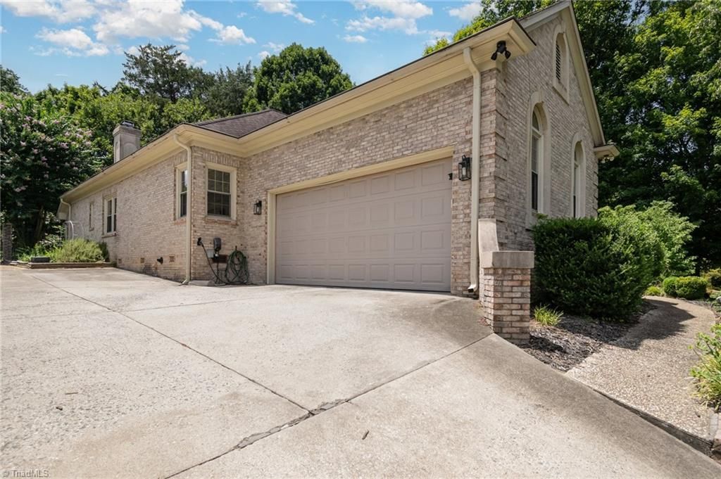 Photo of 2512 BURCH Point, High Point, NC 27265 (MLS # 1189479)