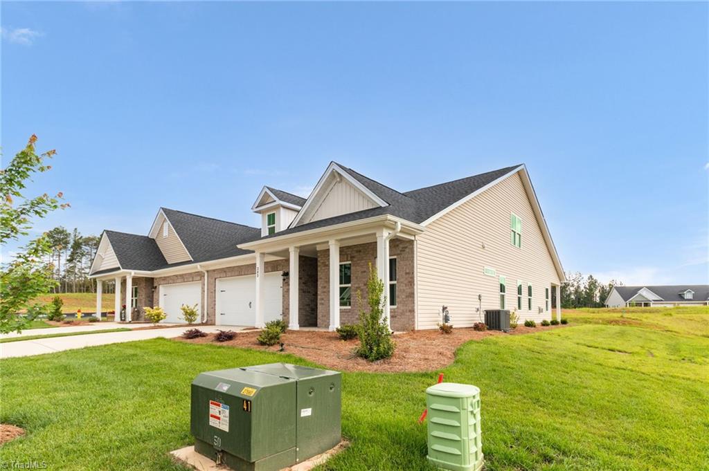 303 Beeson Court, Clemmons, North Carolina image 4