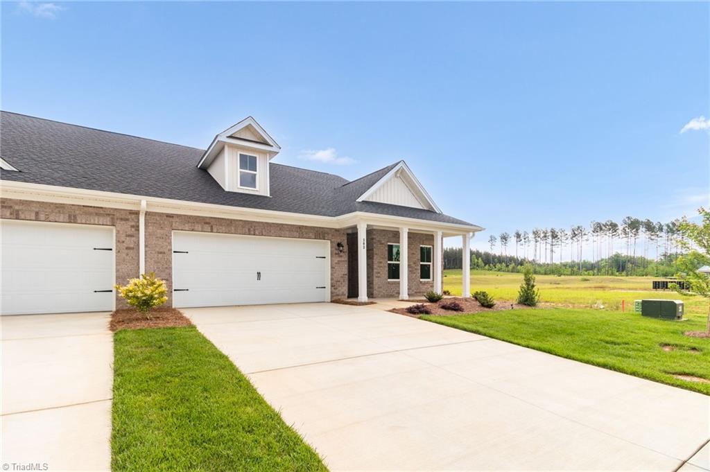 303 Beeson Court, Clemmons, North Carolina image 5