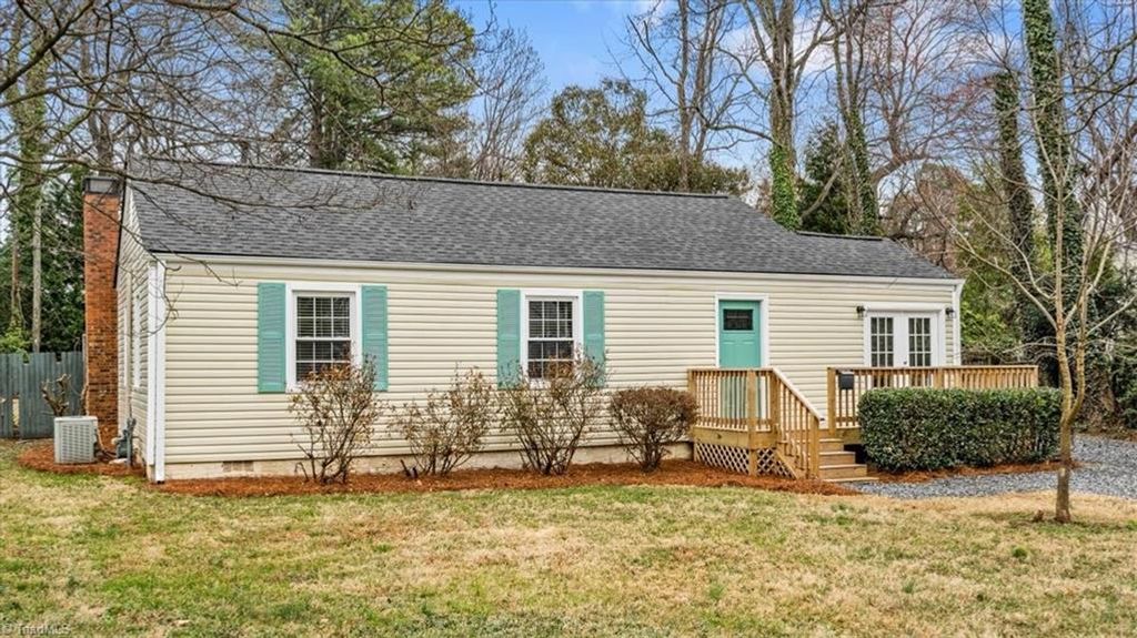 Photo of 1506 N Elam Avenue, Greensboro, NC 27408 (MLS # 1210844)