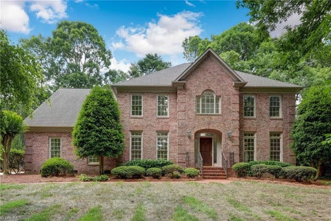Homes For Sale - 4515 Kenbridge Drive<br/> Greensboro, NC 27410