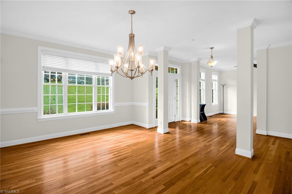 8916 Grove Park Drive