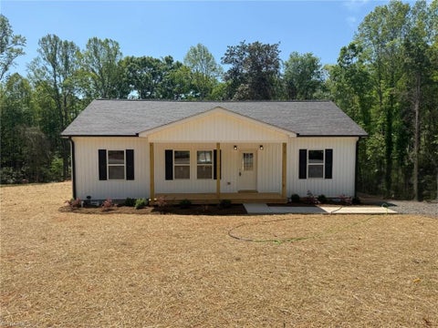 Homes For Sale - 315 N Oakland Avenue<br/> Eden, NC 27288