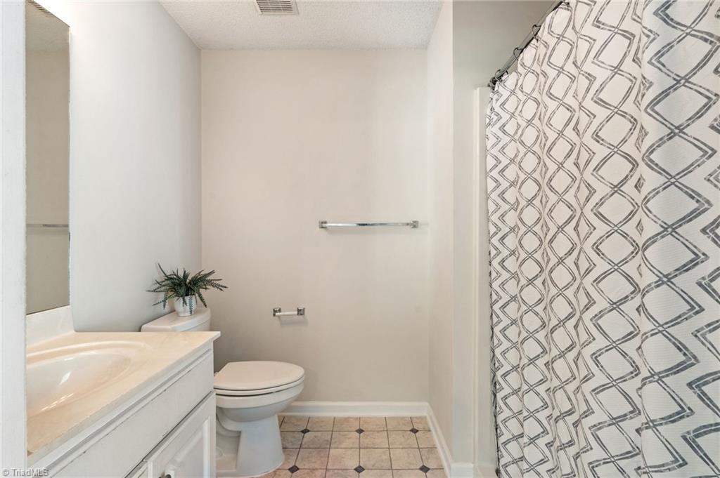 3479 Forestdale Drive #1B, Burlington, North Carolina image 14