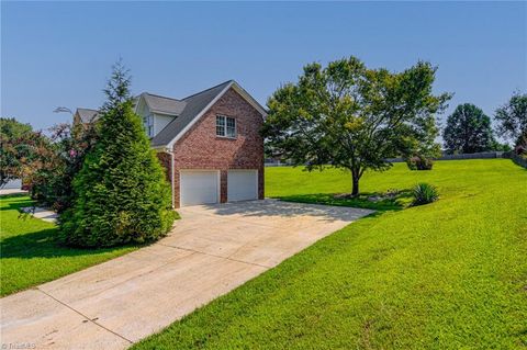 A home in Kernersville