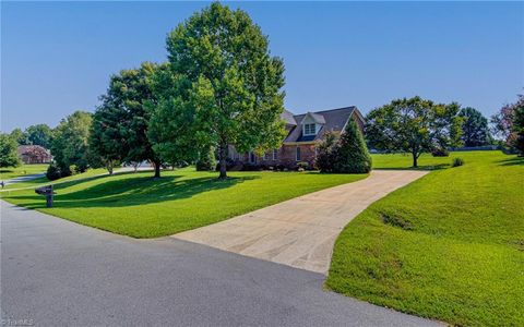 A home in Kernersville