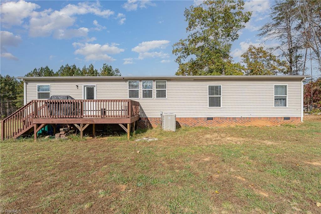 871 Comer Road, Stoneville, North Carolina image 27