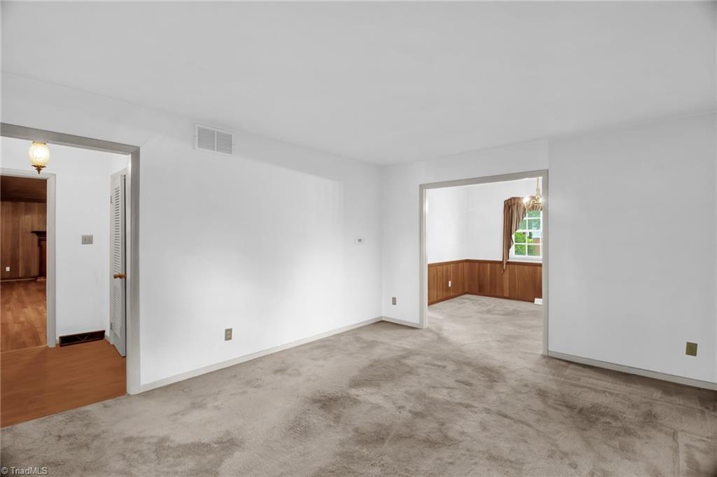 3106 Winchester Drive, Greensboro, North Carolina image 9