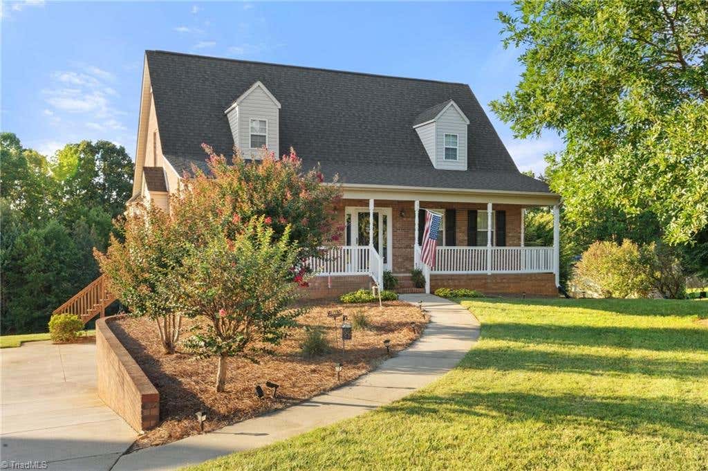 Photo of 218 Transou Drive, Lexington, NC 27295 (MLS # 1230629)