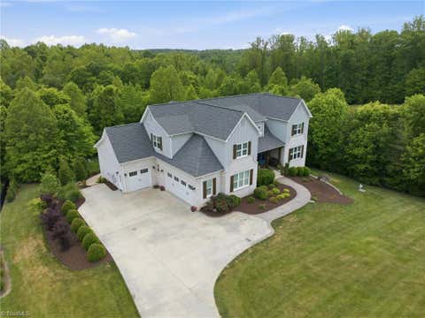 Homes For Sale - 8609 Robert Jessup Drive<br/> Greensboro, NC 27455