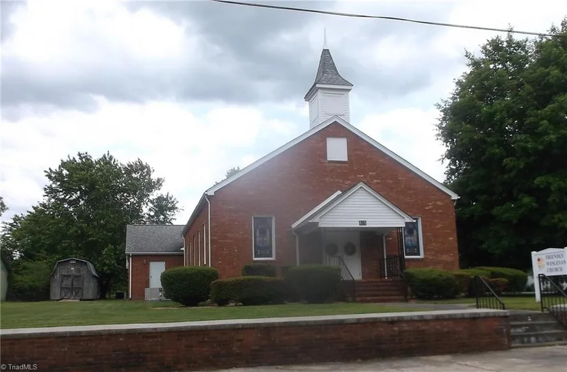 415 S Asheboro Street, photo 1 of 1