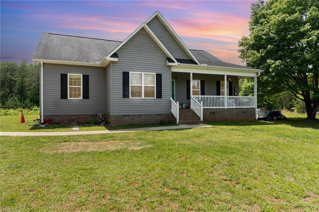 4242 Lake Ridge Court, Ramseur, North Carolina image 1