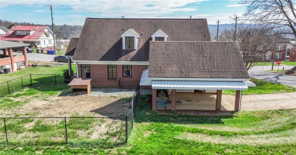 Photo of 316 D Street, North Wilkesboro, NC 28697 (MLS # 1212392)