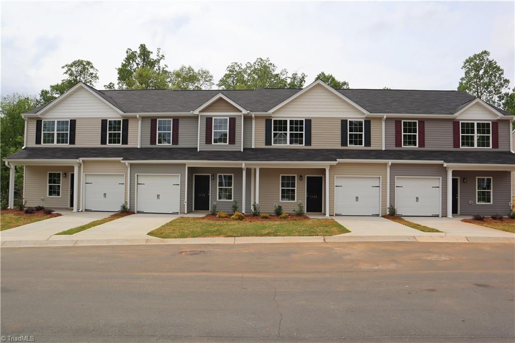 1130 Brooksridge Way, Whitsett, North Carolina image 1