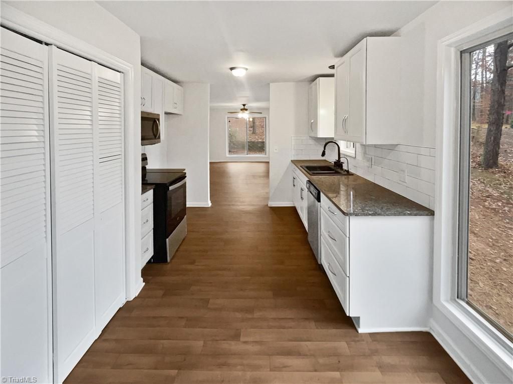 Photo of 150 Roswell Drive, Kernersville, NC 27284 (MLS # 1204165)