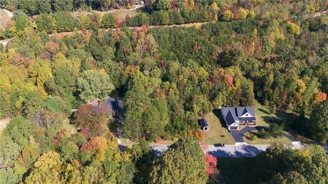 127 Wilchester Lane, photo 3 of 16