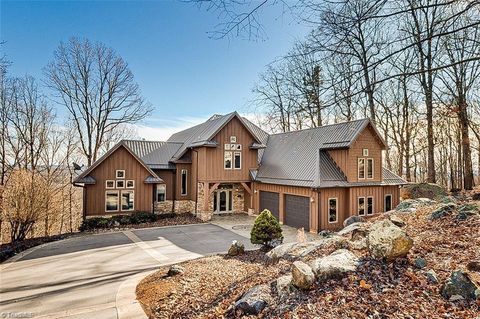 Homes For Sale - 2168 Sierra Trace Road<br/> Denton, NC 27239