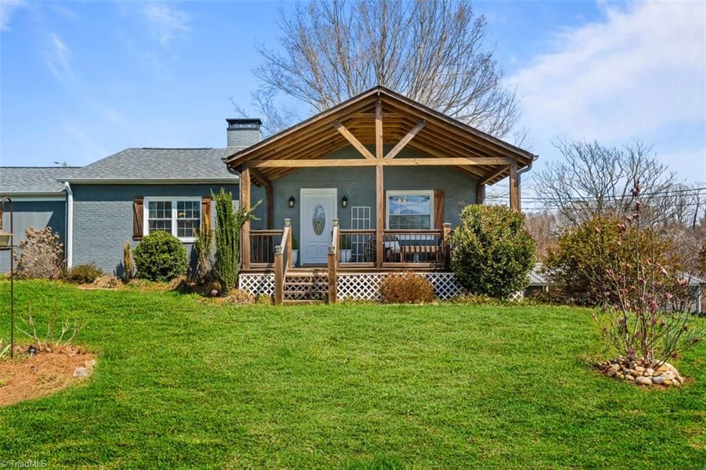 Photo of 1729 Richmond Hill Church Road, Boonville, NC 27011 (MLS # 1212959)