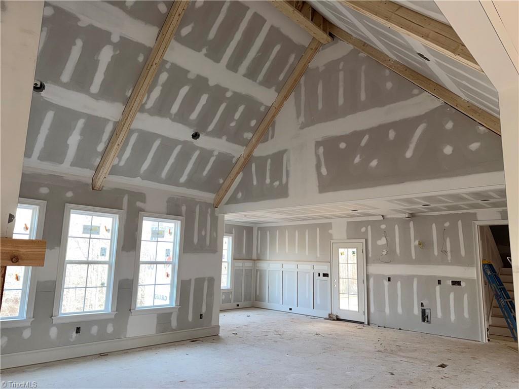 8730 Atlas Heights Way