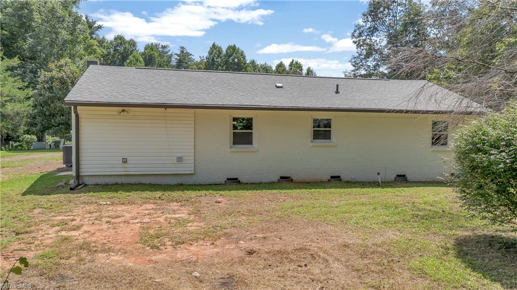 284 Rollingwood Drive