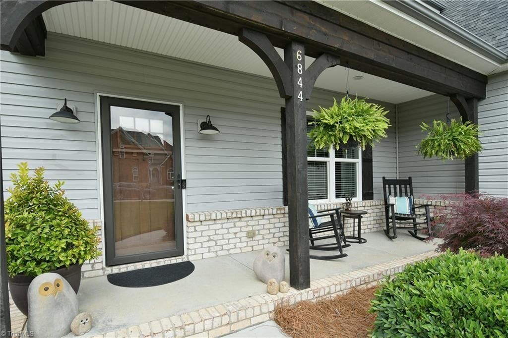 Photo of 6844 Orchard Path Drive, Clemmons, NC 27012 (MLS # 1221680)