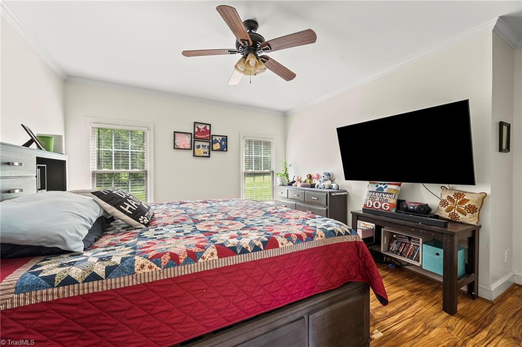 2515 Woodlyn Way, Greensboro, North Carolina image 34