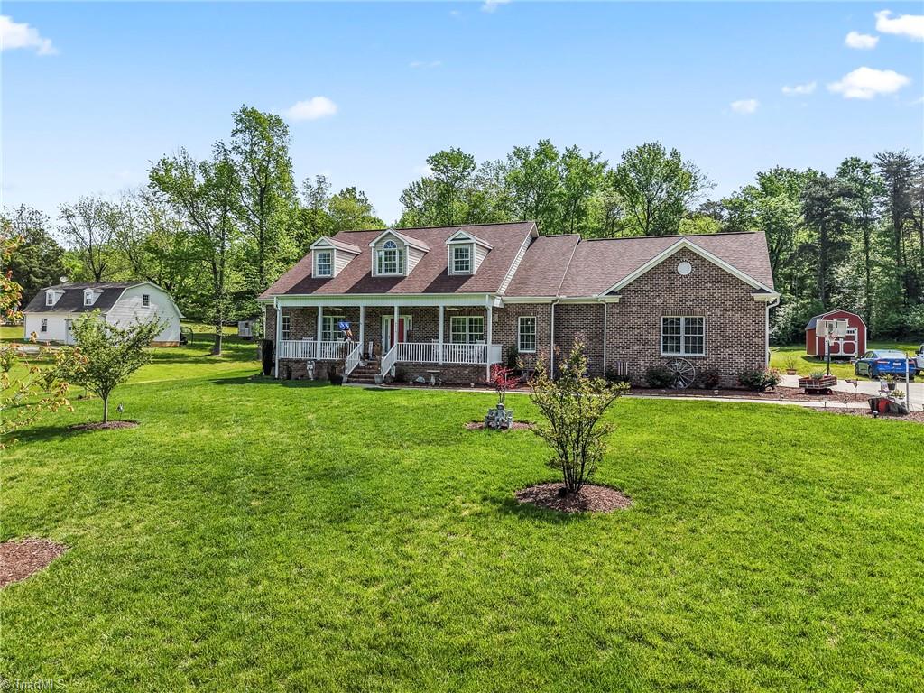 2515 Woodlyn Way, Greensboro, North Carolina image 4