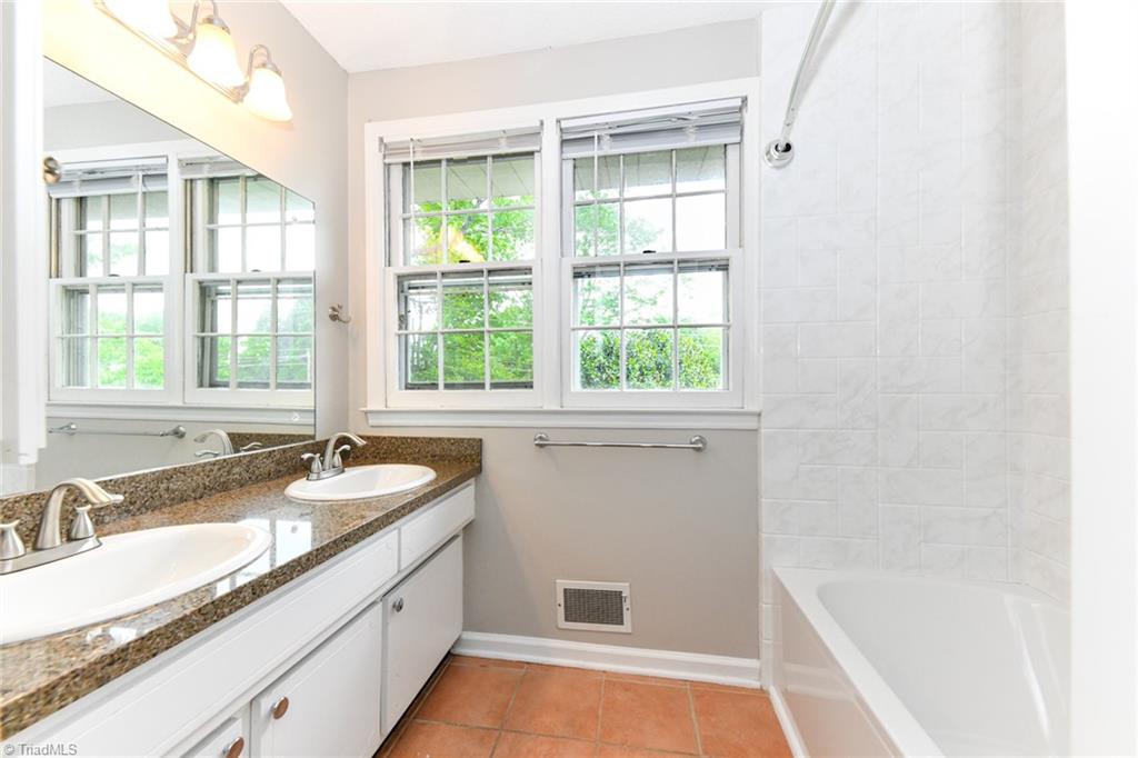 819 Montpelier Drive, Greensboro, North Carolina image 25
