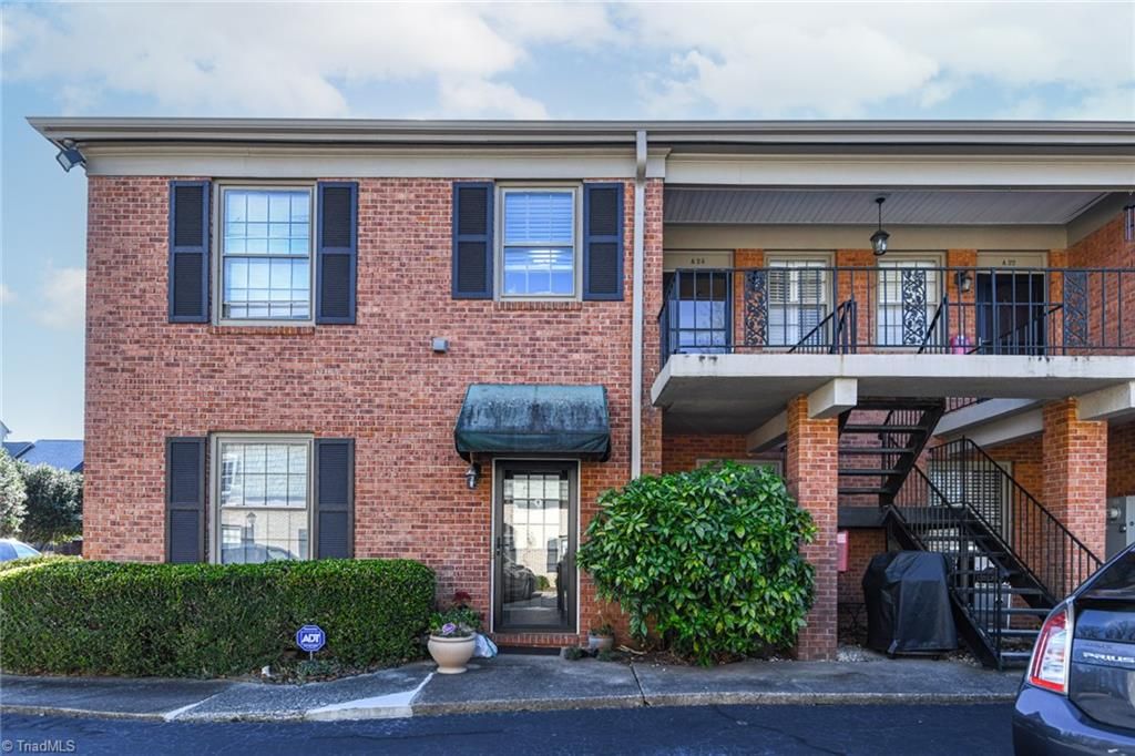 Photo of 1833 Banking Street #A24, Greensboro, NC 27408 (MLS # 1207286)