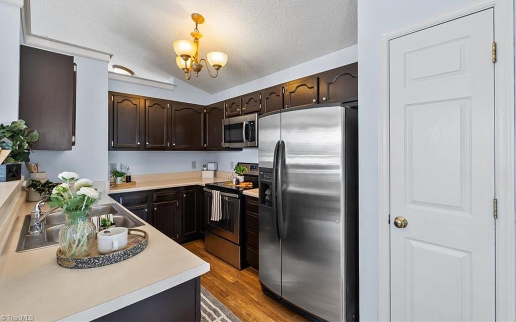 5008 Lawndale Drive #K, Greensboro, North Carolina image 11