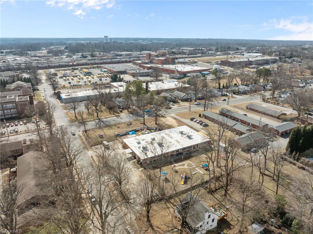 2300 Spring Garden Street