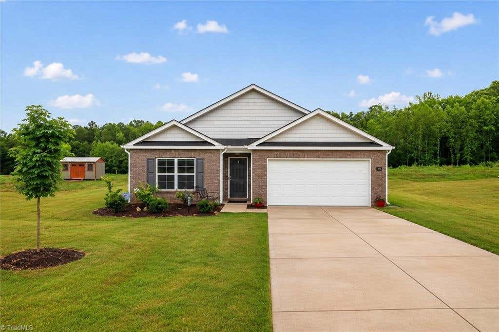 Photo of 196 Beebop Lane, Lexington, NC 27295 (MLS # 1233112)