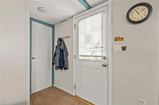6256 Lowerywood Circle, photo 2 of 36