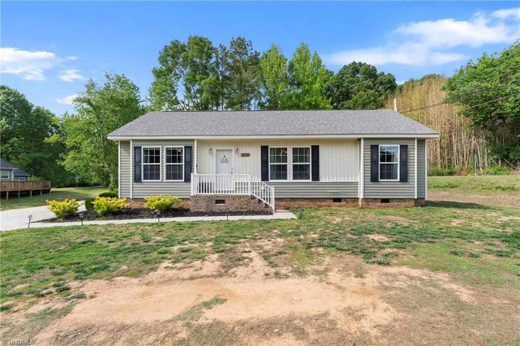 Photo of 1316 Wiscassett Street, Albemarle, NC 28001 (MLS # 1217930)
