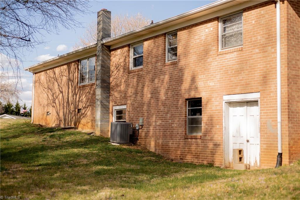 181 Antioch Avenue, Mount Airy, North Carolina image 25