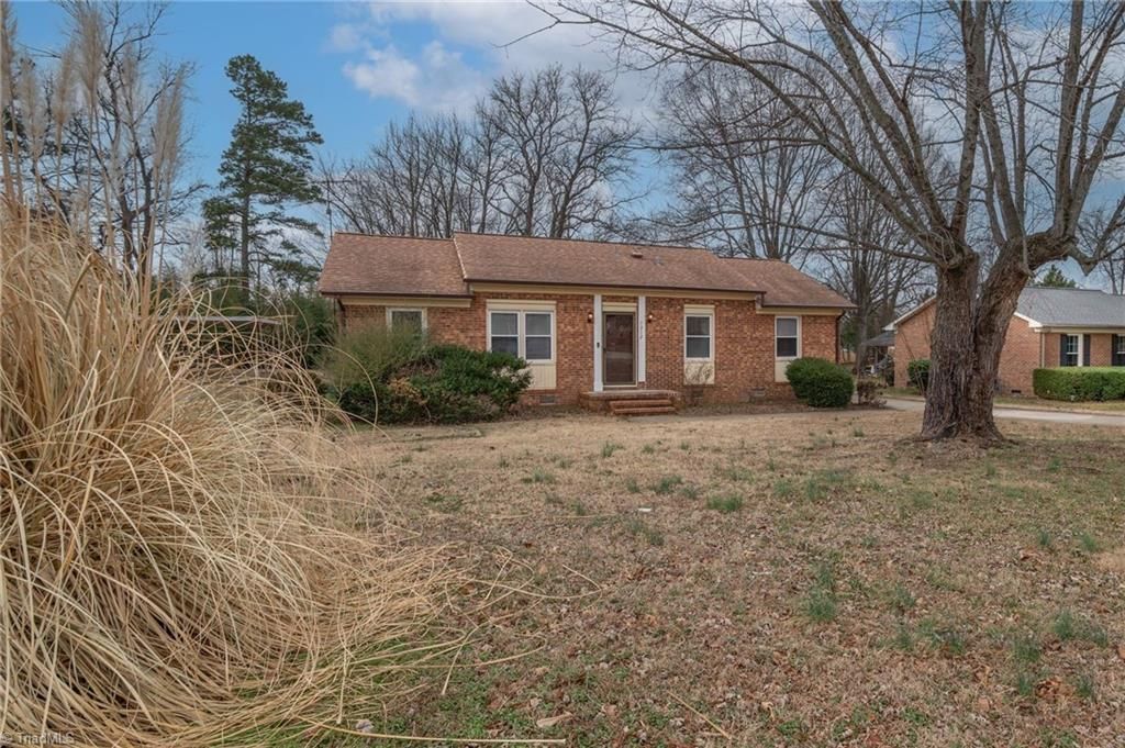Photo of 1312 Rotherwood Road, Greensboro, NC 27406 (MLS # 1218919)