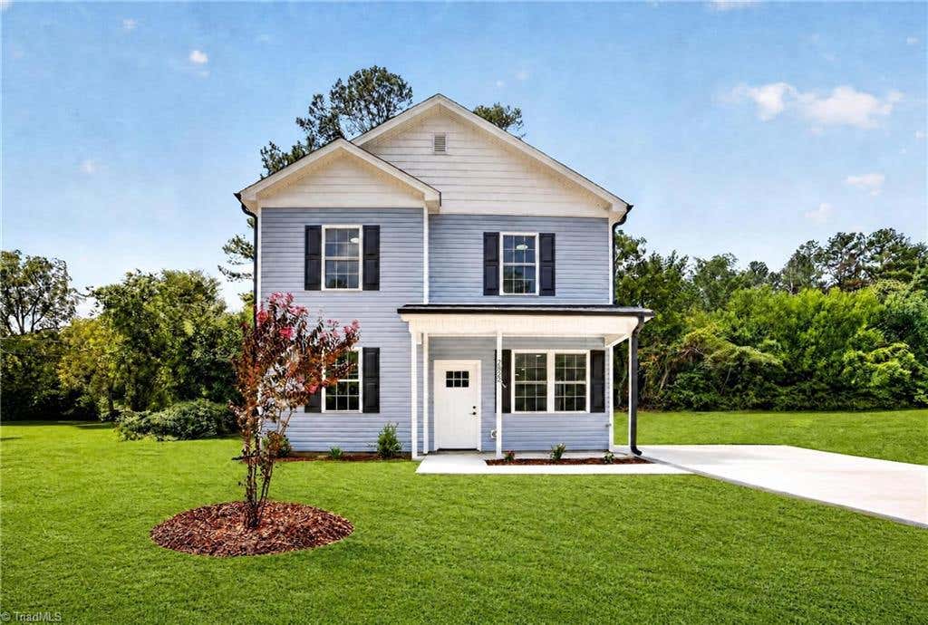 Photo of 2822 Uwharrie Road, Archdale, NC 27263 (MLS # 1230349)