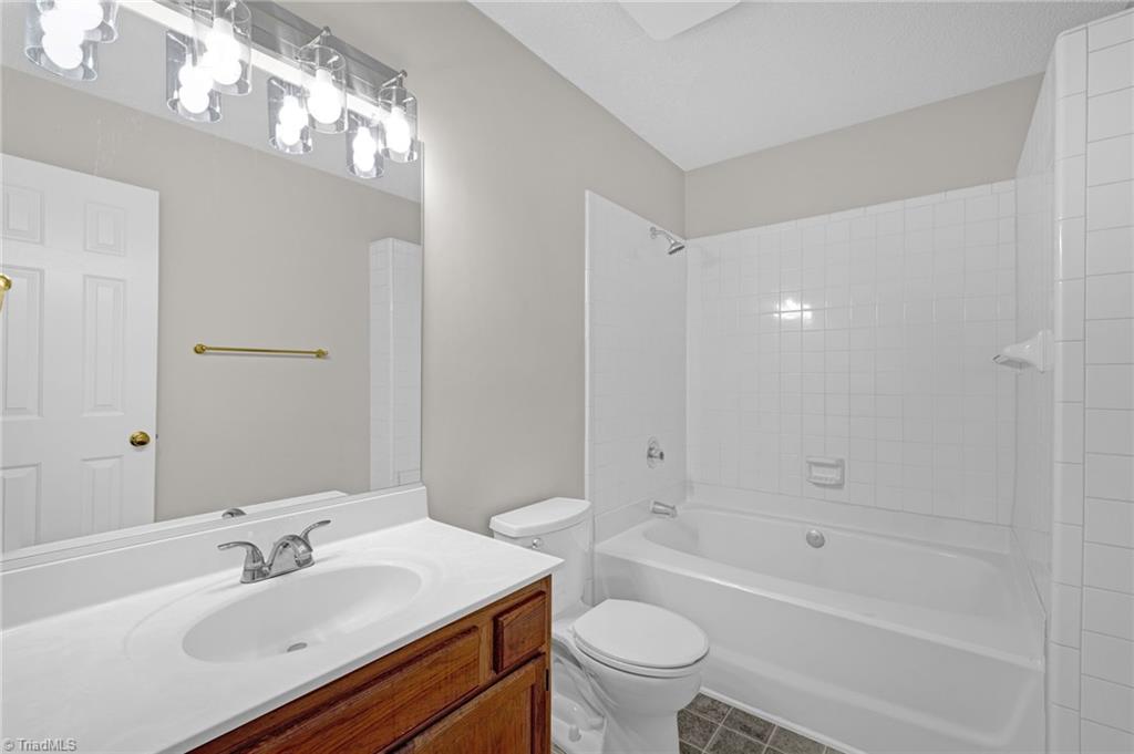 27 Cedar Knoll Drive, Greensboro, North Carolina image 21