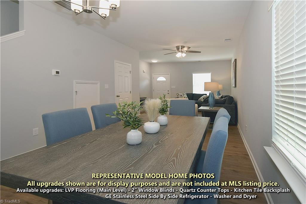 Greensboro, North Carolina 27405, United States, 3 Bedrooms Bedrooms, ,3 BathroomsBathrooms,Residential,Active,195546