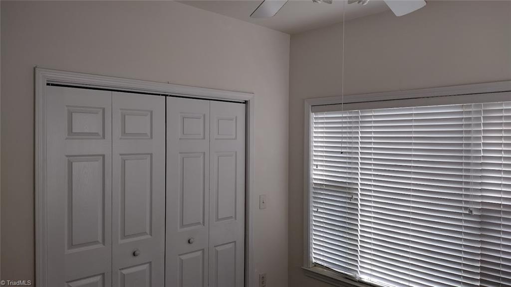 3724 Spanish Peak Drive #2B, High Point, North Carolina image 27