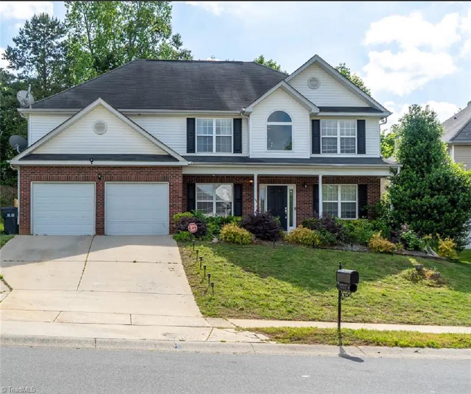 5227 Eagle Creek Drive, Charlotte, North Carolina image 1
