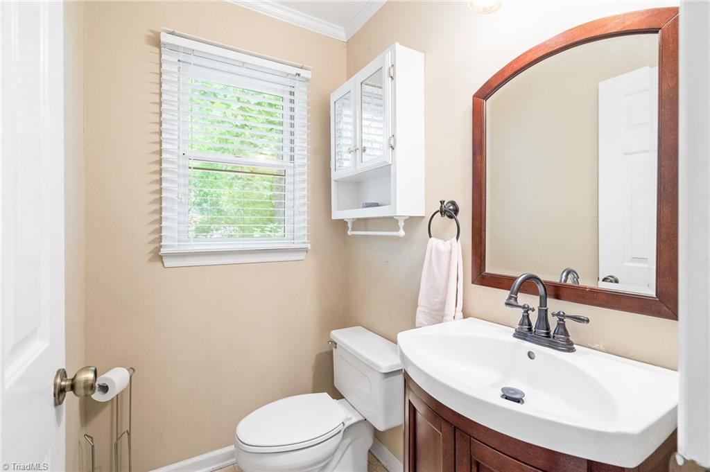 318 Fieldstone Drive, Burlington, North Carolina image 30
