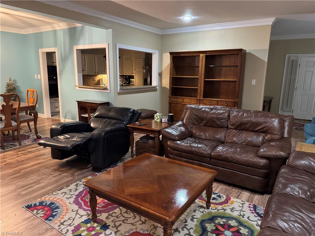 1805 Country Club Drive