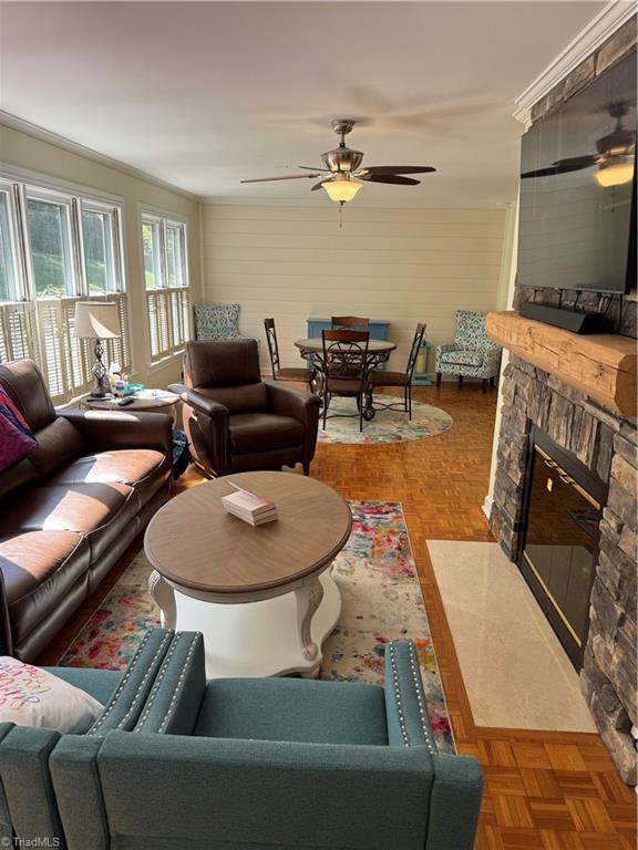 1805 Country Club Drive