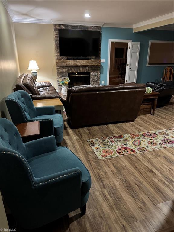 1805 Country Club Drive