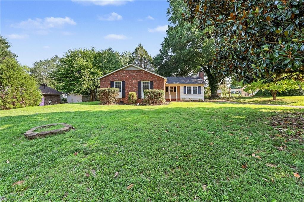 Photo of 106 Lillian Court, Winston-Salem, NC 27103 (MLS # 1229365)